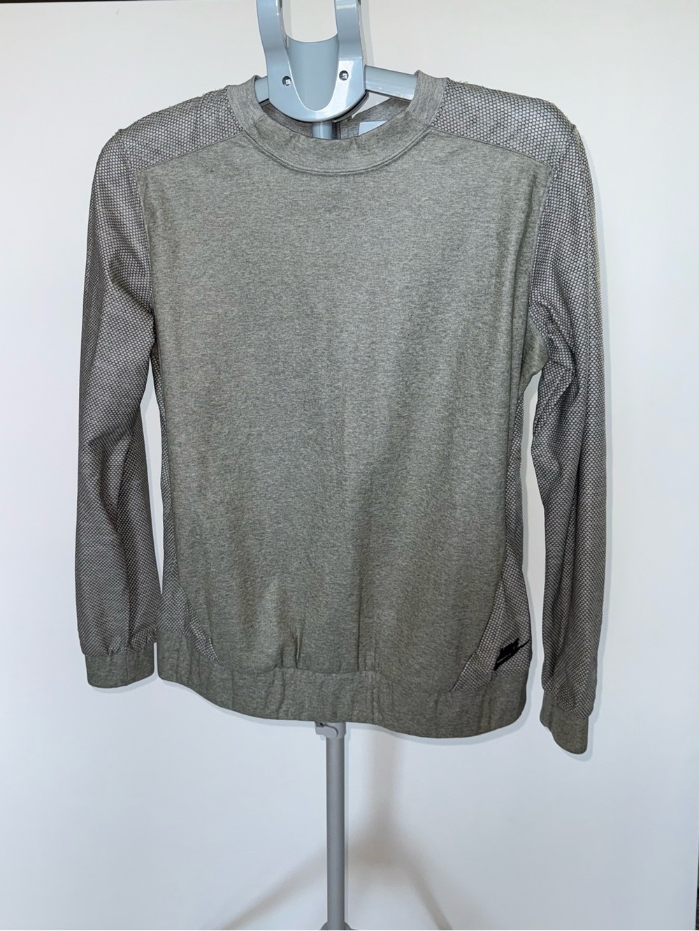 Nike Women's Tech Fleece Mesh Panel Sweatshirt Size Large